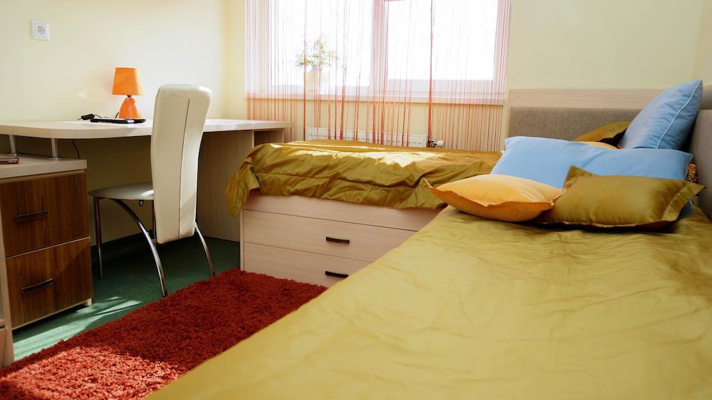 City Hostel Panorama Uzhhorod Room photo